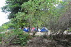 O acampamento.